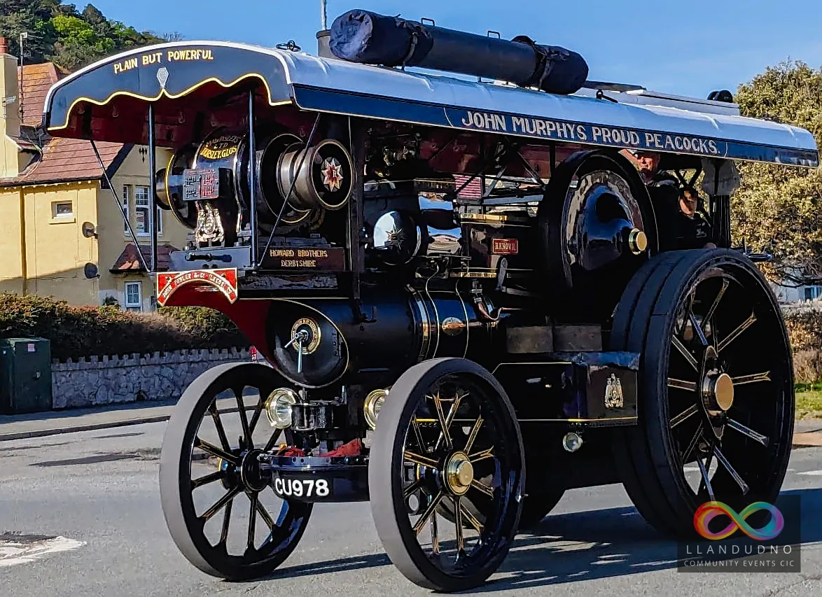 Blue Steam Traction Engine