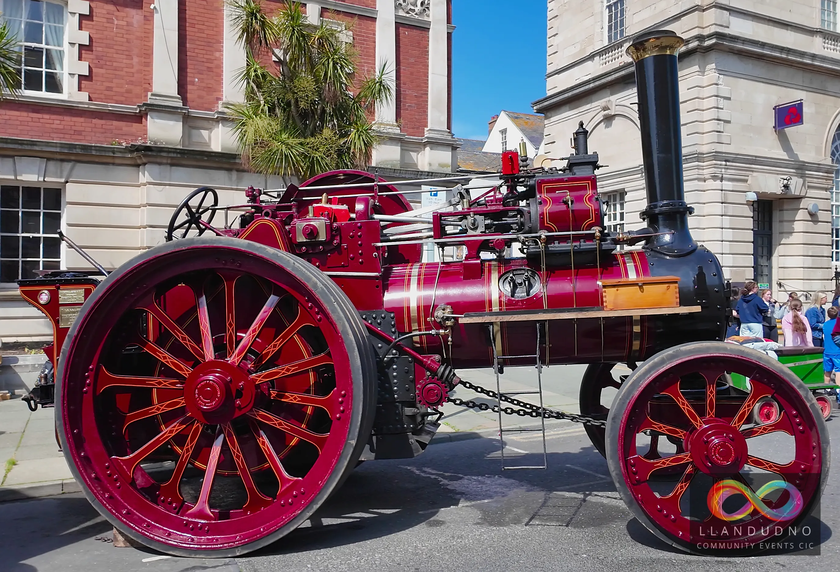 Maroon Steam Engine